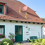 Gaestehaus Karstadt 01 - Rosengarten アパート