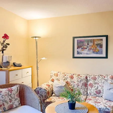 Gaestehaus Karstadt 01 - Rosengarten Appartement *