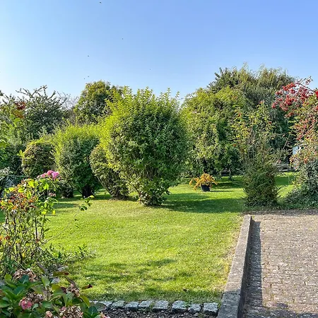 Appartement Gaestehaus Karstadt 01 - Rosengarten