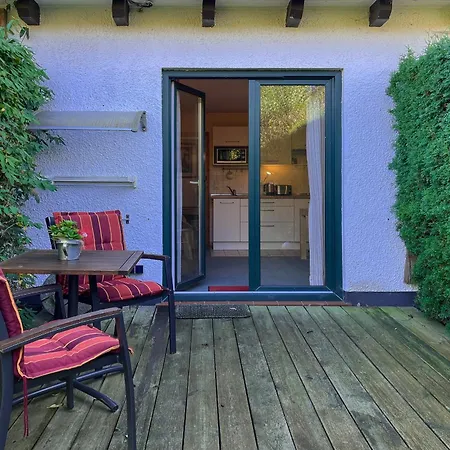 Apartament Gaestehaus Karstadt 01 - Rosengarten *